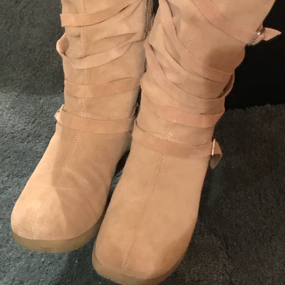 Gorgeous Tan Suede Boots Leather Size 10 was - Picture 5 of 8